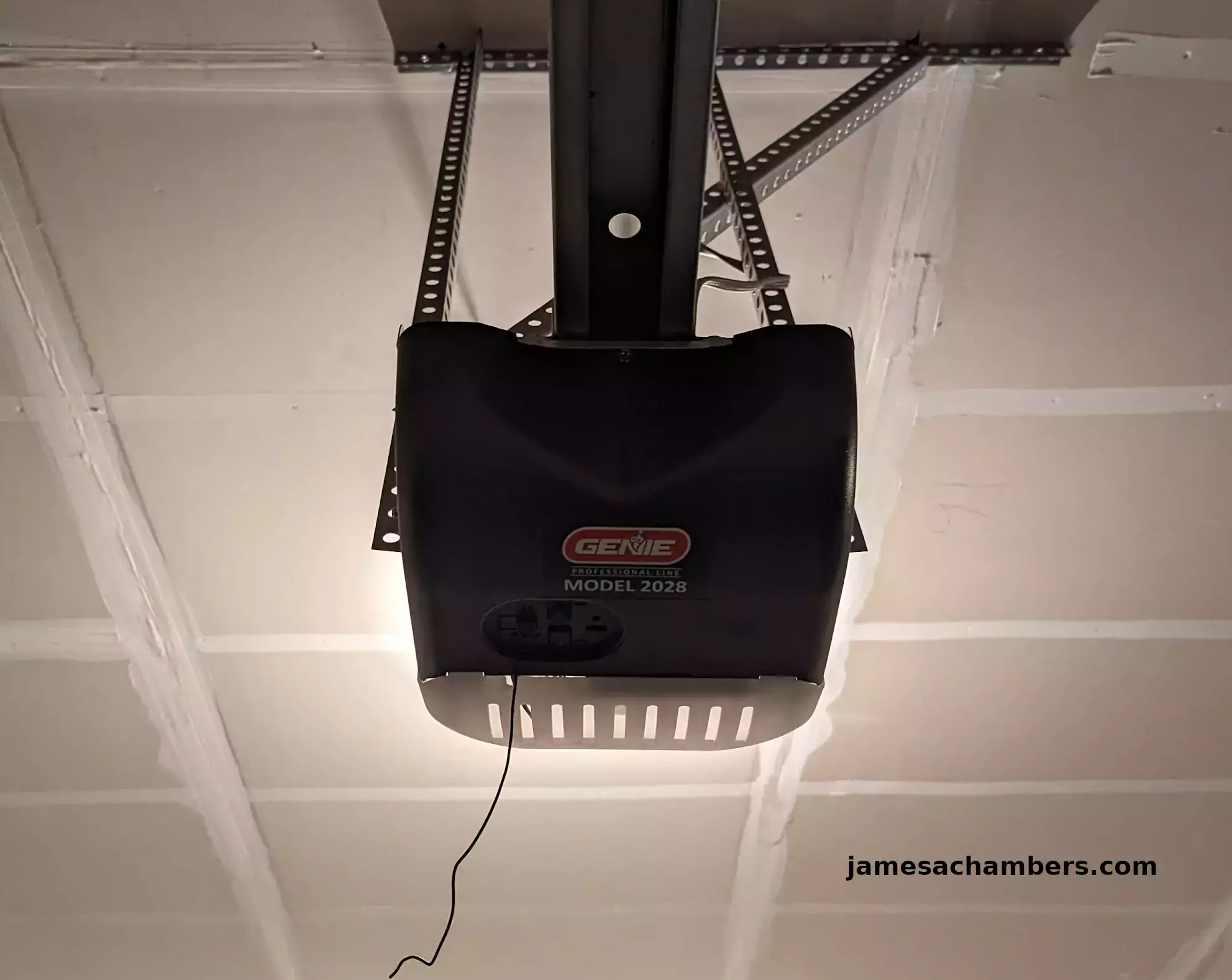 Genie - Non-WiFi Garage Door Opener